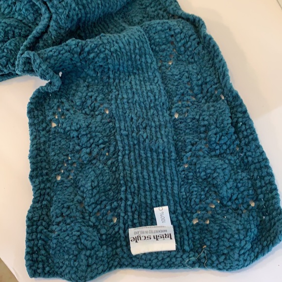 IRISH STYLE HANDKNIT SCARF/MUFFLER DEEP TEAL VELOUR COTTON 72” LONG/10” WIDE - Picture 3 of 4